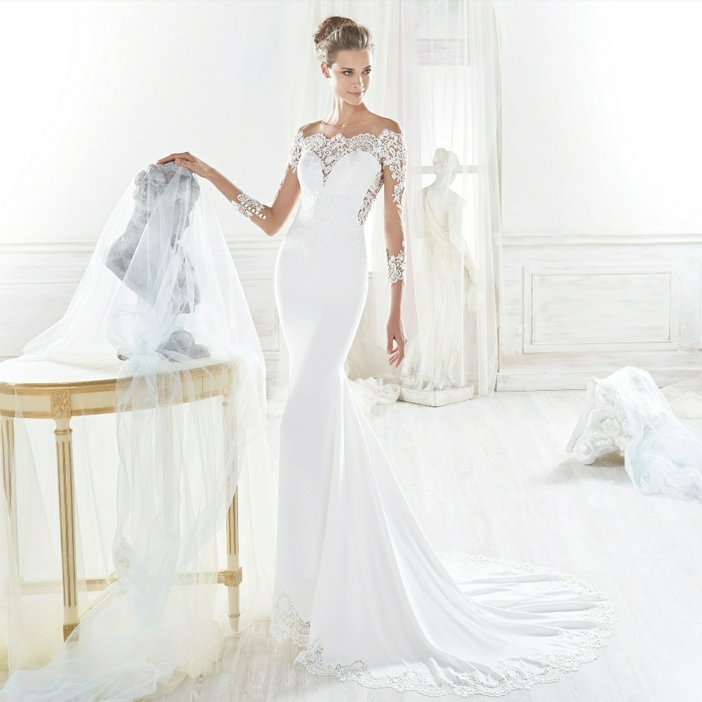 Wedding dress